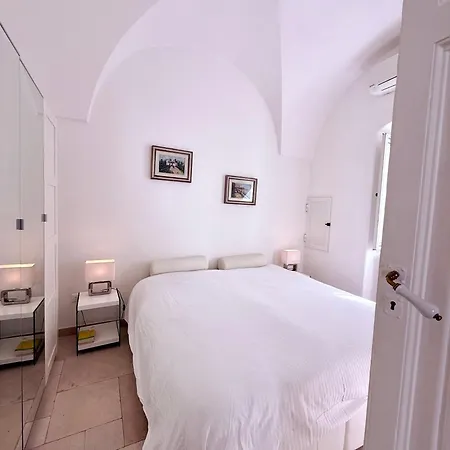 Casa Erika Con Terrazza Panoramica Остуни
