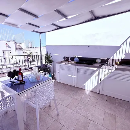 Casa Erika Con Terrazza Panoramica * Остуни